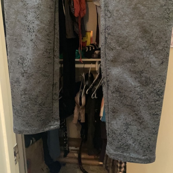 SKINNY GIRL BAILEY PULL ON JEGGINGS BLACK/DARK GRAY W/ METALLIC EMBELLISHMENTS - Picture 10 of 12